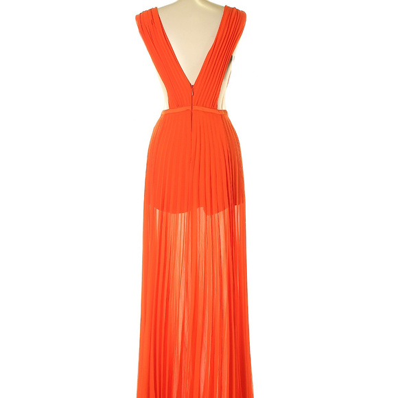 💋 bebe deep v chiffon pleated romper black dress 10 RARE 💋 - Picture 14 of 14